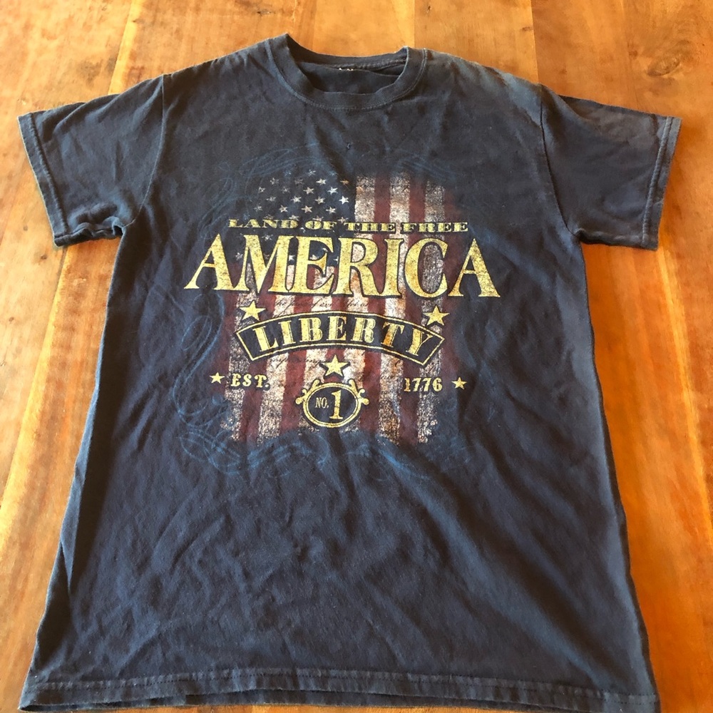 Navy Tee Shirt Americana Patriotic Graphic Design with Gold and Red Print